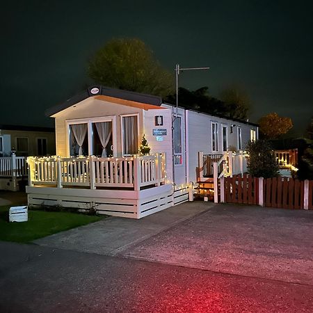 Hares Haven Pet Friendly Sleeps 6 Villa Kingston upon Hull Exteriör bild