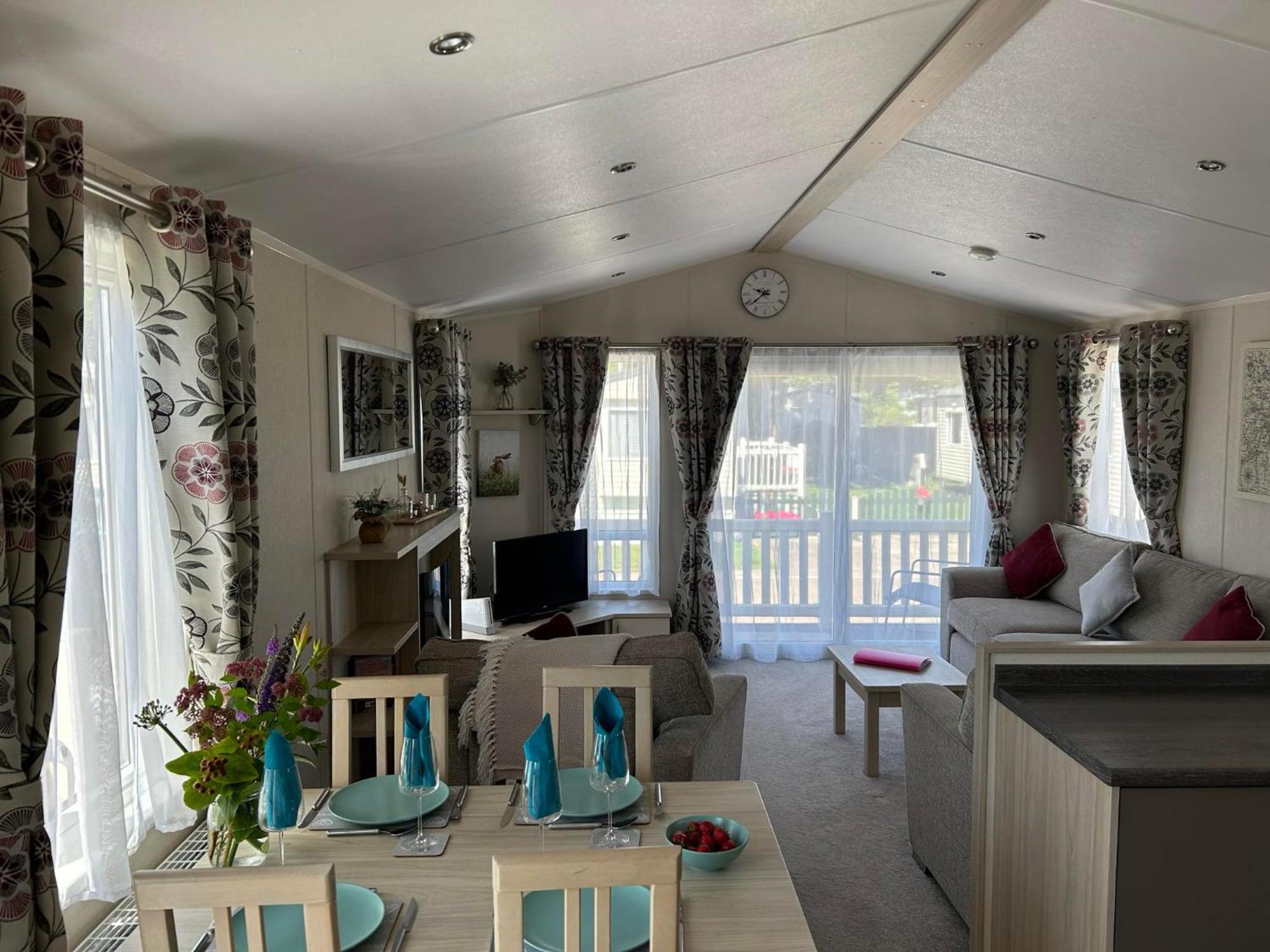 Hares Haven Pet Friendly Sleeps 6 Villa Kingston upon Hull Exteriör bild