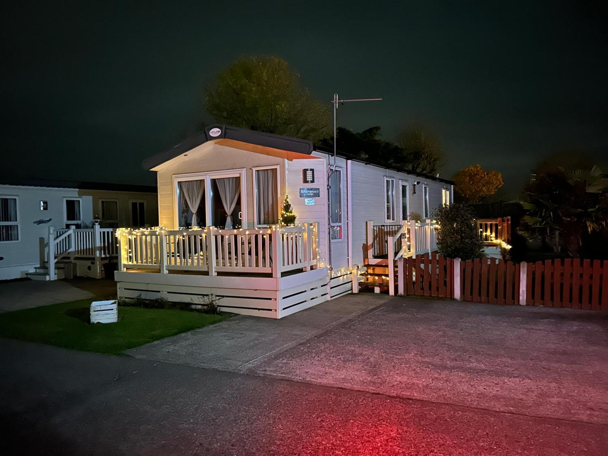 Hares Haven Pet Friendly Sleeps 6 Villa Kingston upon Hull Exteriör bild